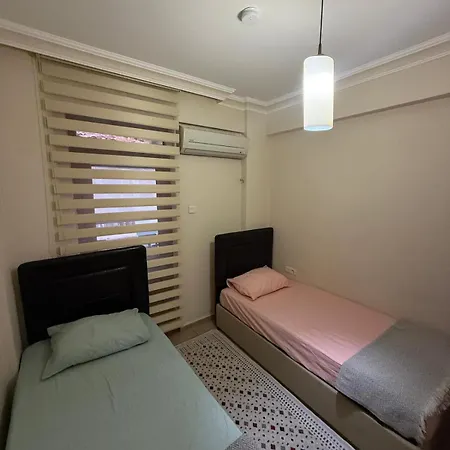 아파트 With Terrace In A Location, 100 Steps From The Sea Ula